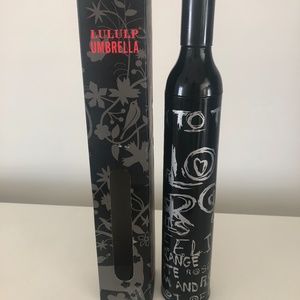 NWB LULULP Wine Bottle Umbrella Black W/ Silver Graffiti Writing